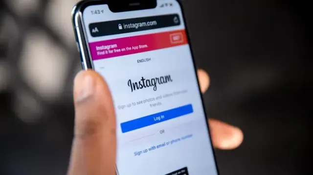 Illustration for “Rachel Dolezal’s OnlyFans Was Linked to Her Social Media”