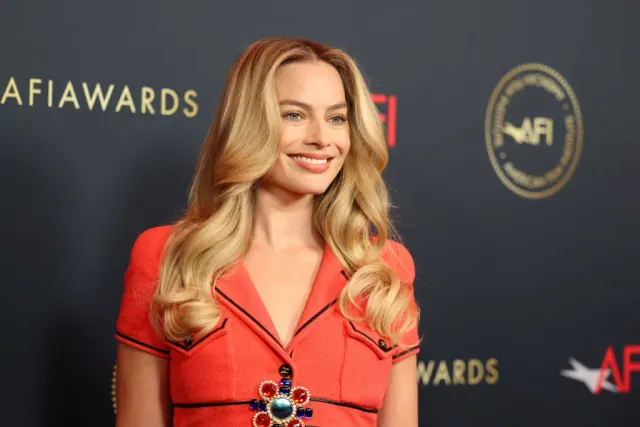 Illustration for “Margot Robbie and Jacob Elordi Cast in New “Wuthering Heights” Film Adaptation — and the Internet Reacts”