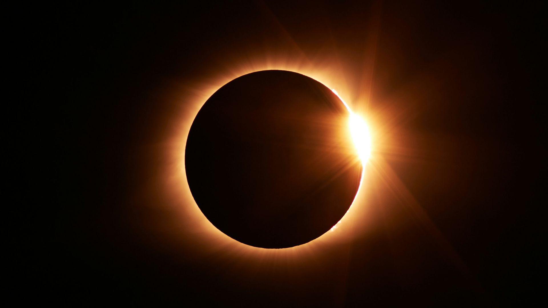 Modern solar eclipse photograph; illustrative, not the ancient eclipse.
