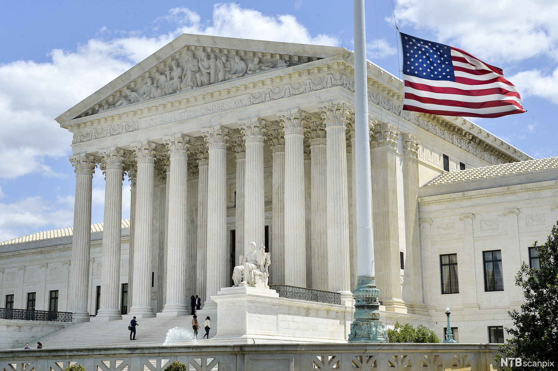 The United States Supreme Court building; illustrative photograph, not the trial court in this case.